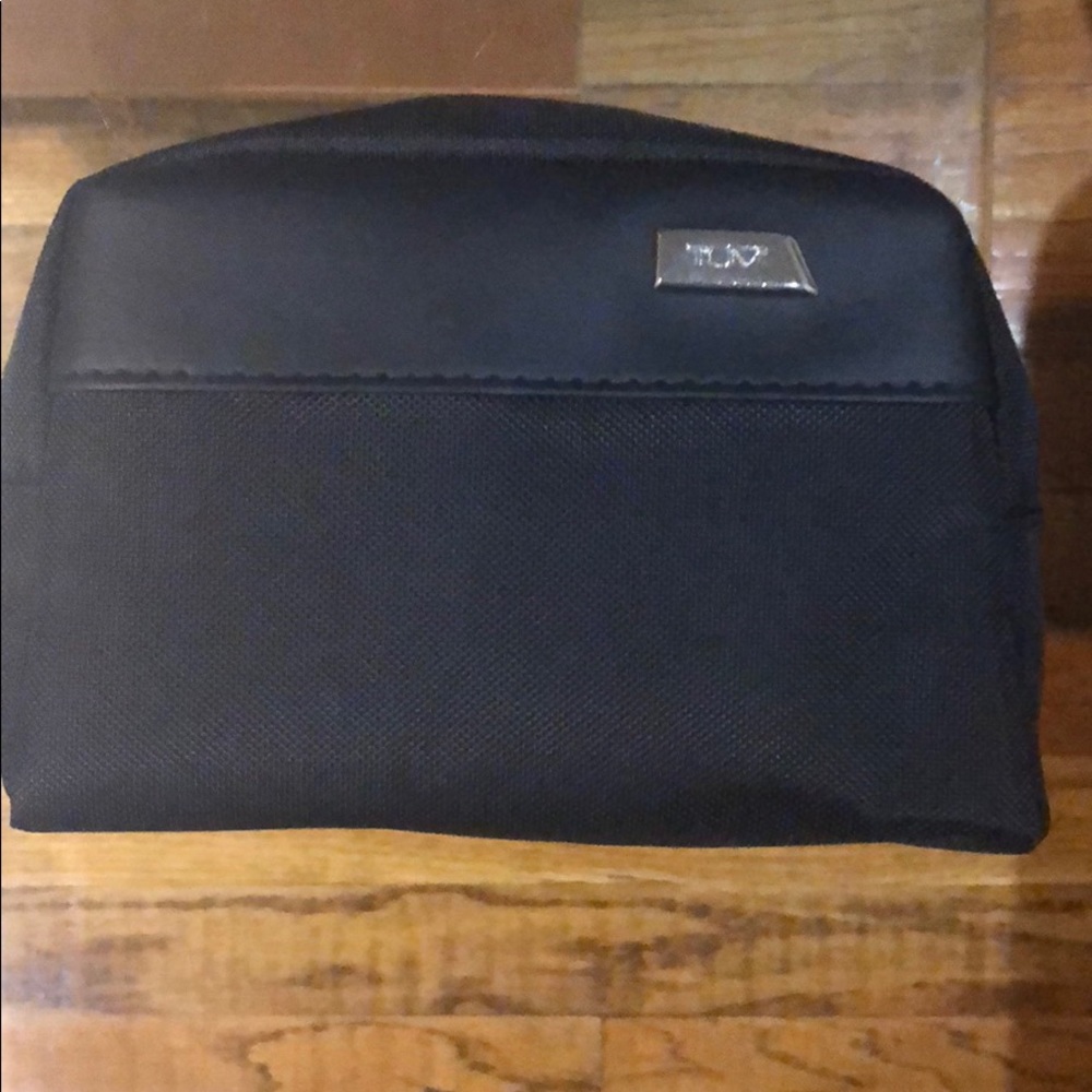TUMI travel amenity kit bag luggage business soft